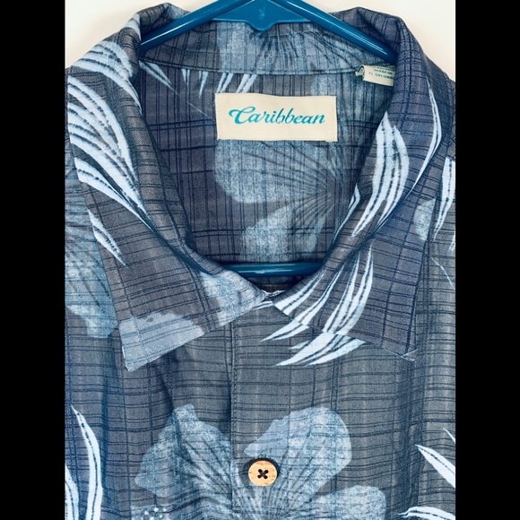 Caribbean Men’s Large Hawaiian Shirt Floral - Picture 3 of 10